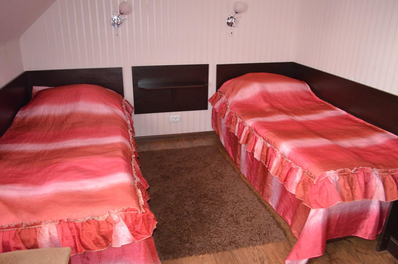 Hotel Fiyesta Starokostyantyniv Extérieur photo